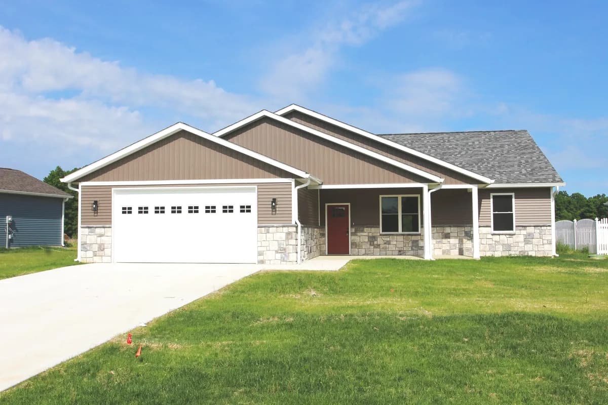 The Acacia, a completed Four Oaks home in Spencer, Indiana, seen from the front.
