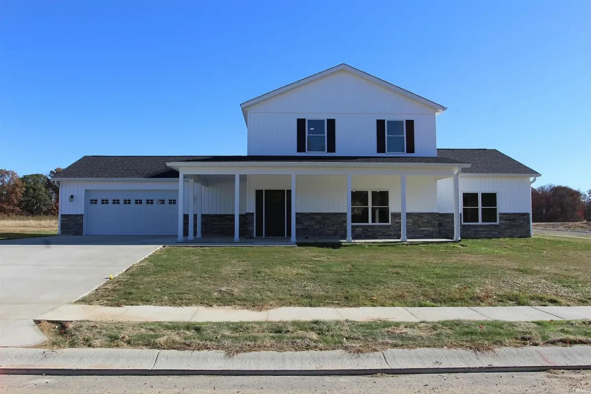 The Maple, a completed Four Oaks home in Spencer, Indiana, seen from the front.
