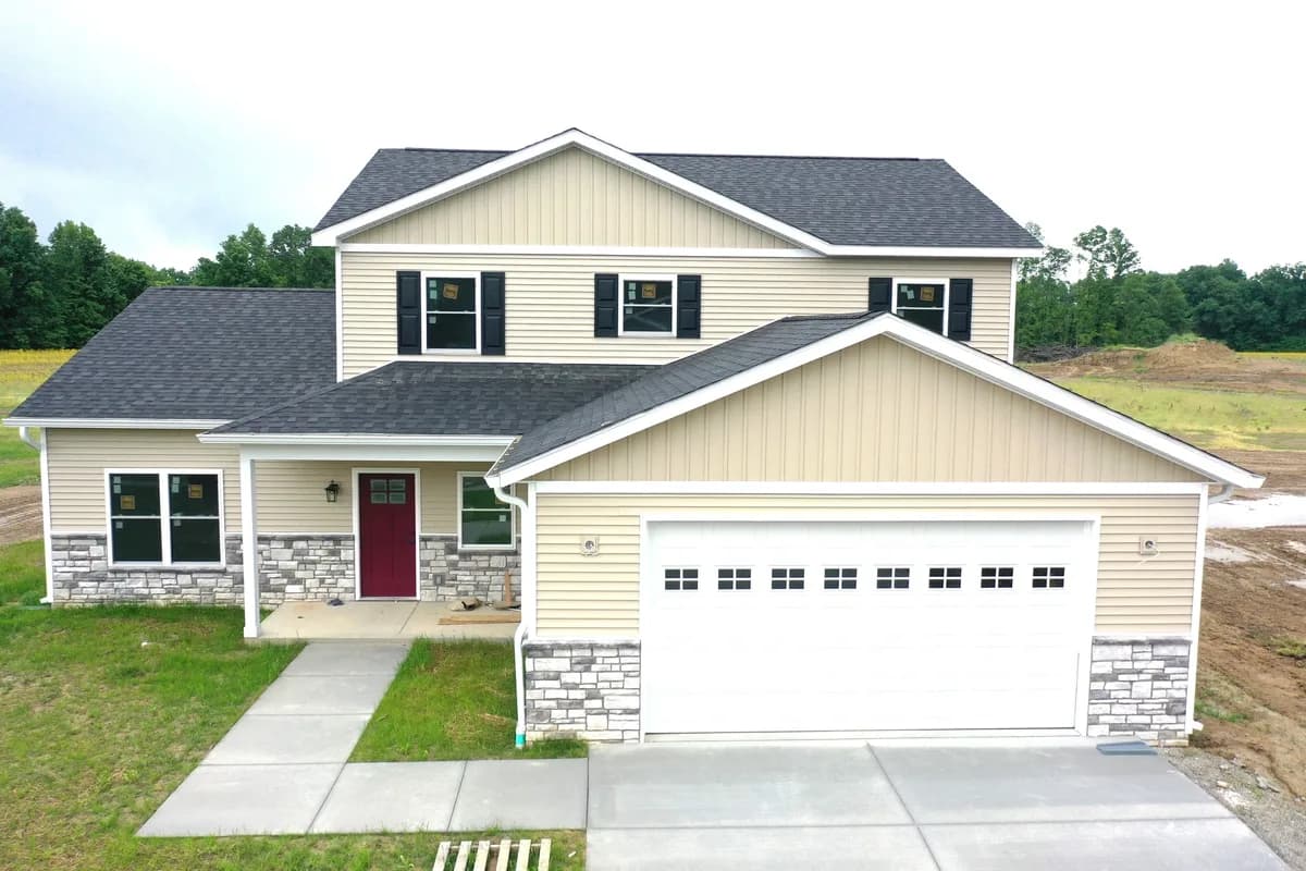 The Sequoia, a completed Four Oaks home in Spencer, Indiana, seen from the front.